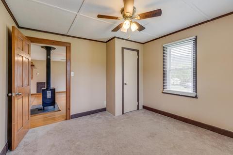 3261 Gap Creek Road Hampton Tn 37658, Hampton, TN 37658 photo 15