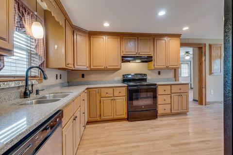 3261 Gap Creek Road Hampton Tn 37658, Hampton, TN 37658 photo 13