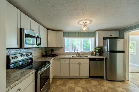 104 Rex Road Bristol Tn 37620, Bristol, TN 37620 photo 6