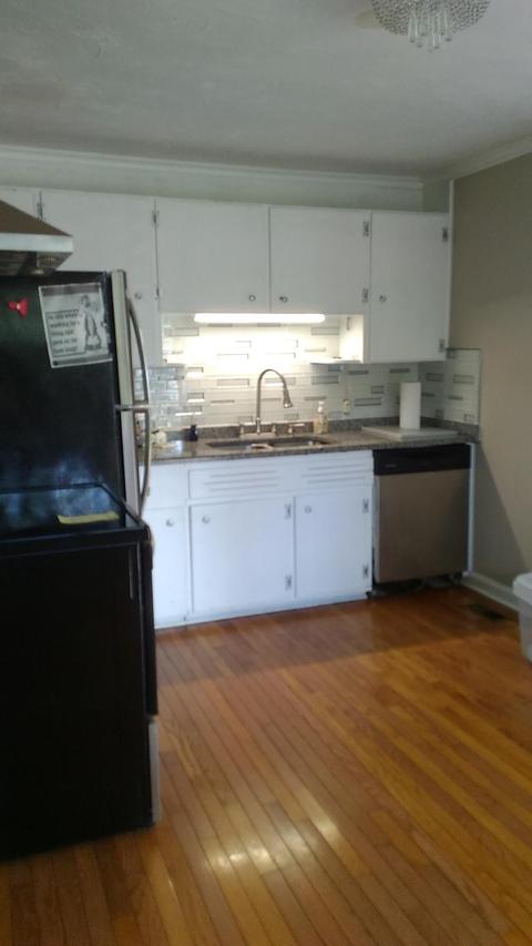 402 E Grove Street Greeneville Tn 37745, Greeneville, TN 37745 photo 2