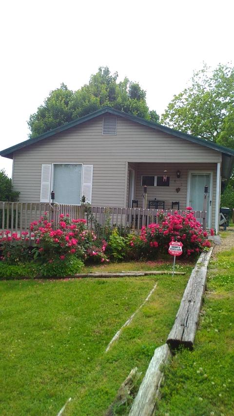 402 E Grove Street Greeneville Tn 37745, Greeneville, TN 37745 photo 1