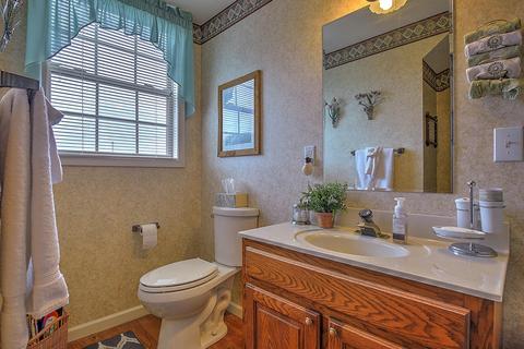 24 Capri Drive Greeneville Tn 37745, Greeneville, TN 37745 photo 32
