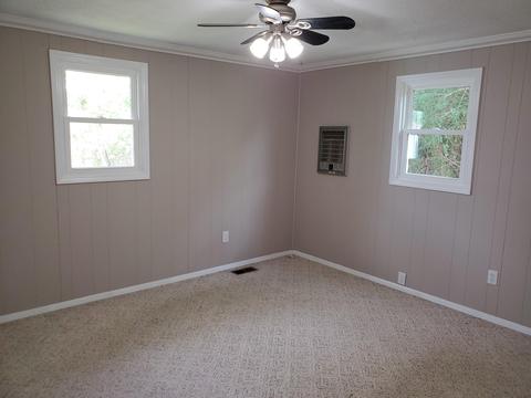 153 Warren Street Fall Branch Tn 37656, Fall Branch, TN 37656 photo 13
