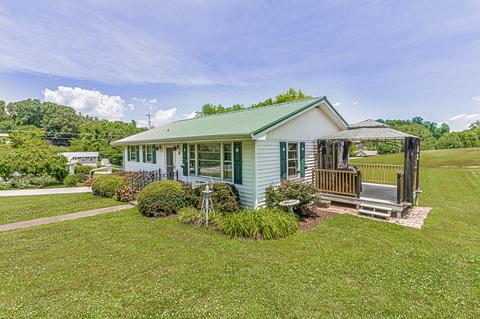 104 Light Lane Fall Branch Tn 37656, Fall Branch, TN 37656 photo 4