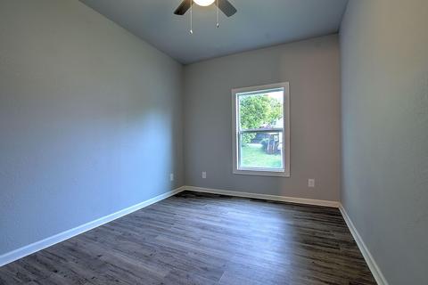 206 Britton Street Greeneville Tn 37745, Greeneville, TN 37745 photo 17