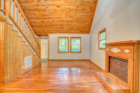 1019 Highway 321 Hampton Tn 37658, Hampton, TN 37658 photo 3