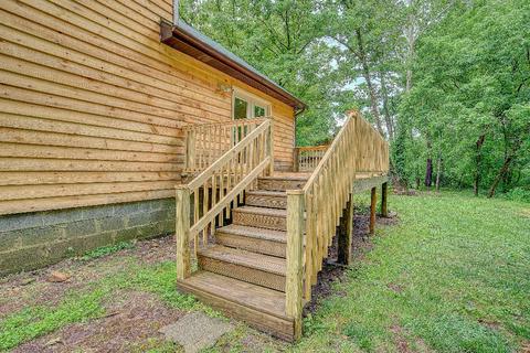 1019 Highway 321 Hampton Tn 37658, Hampton, TN 37658 photo 23