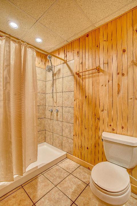 1019 Highway 321 Hampton Tn 37658, Hampton, TN 37658 photo 12