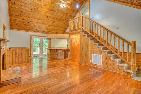 1019 Highway 321 Hampton Tn 37658, Hampton, TN 37658 photo 2