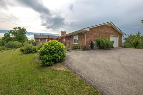 169 Townsend Road Fall Branch Tn 37656, Fall Branch, TN 37656 photo 4