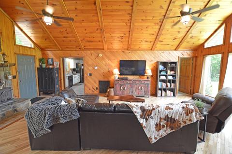 111 Cub Den Lane Hampton Tn 37658, Hampton, TN 37658 photo 18
