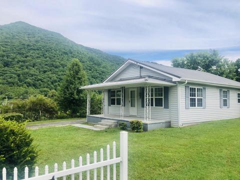 115 Sawmill Road Hampton Tn 37658, Hampton, TN 37658 photo 17