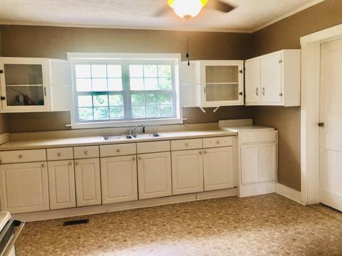 115 Sawmill Road Hampton Tn 37658, Hampton, TN 37658 photo 9