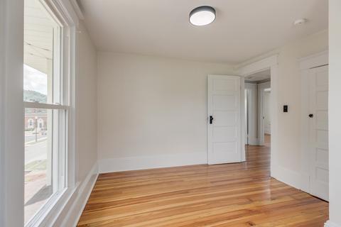 217 Tucker Street Erwin Tn 37650, Erwin, TN 37650 photo 28