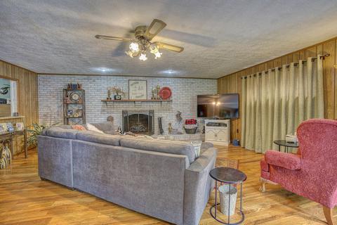 208 Smalling Road Watauga Tn 37694, Watauga, TN 37694 photo 8