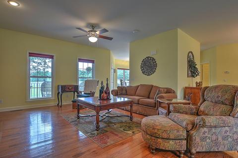 108 E Pointe Trace Greeneville Tn 37745, Greeneville, TN 37745 photo 8