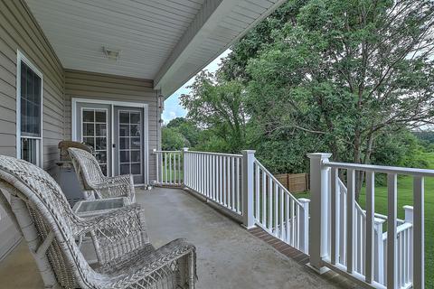 108 E Pointe Trace Greeneville Tn 37745, Greeneville, TN 37745 photo 2