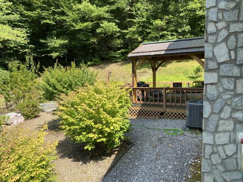 1412 Highway 321 Hampton Tn 37658, Hampton, TN 37658 photo 4