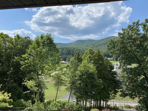 1412 Highway 321 Hampton Tn 37658, Hampton, TN 37658 photo 2