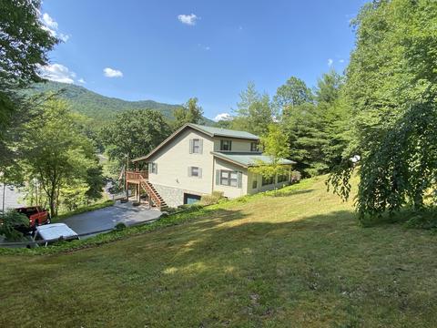 1412 Highway 321 Hampton Tn 37658, Hampton, TN 37658 photo 1