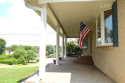 205 Gregory Avenue Greeneville Tn 37745, Greeneville, TN 37745 photo 3