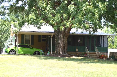 205 Gregory Avenue Greeneville Tn 37745, Greeneville, TN 37745 photo 4