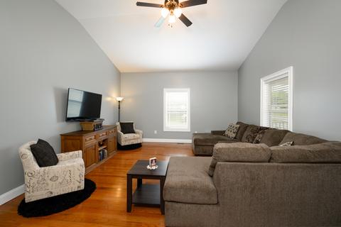 441 Walnut Street Erwin Tn 37650, Erwin, TN 37650 photo 18