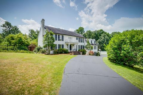 1031 SE Circle Dr, Wise, VA 24293 photo 1