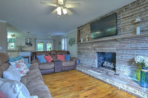 111 Mountain View Circle Hampton Tn 37658, Hampton, TN 37658 photo 5