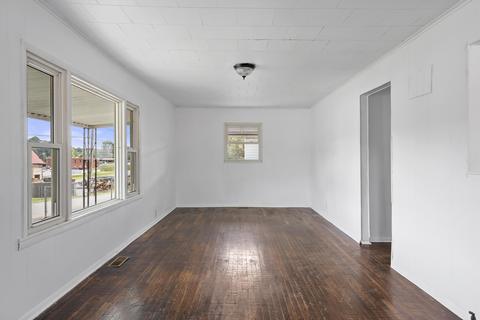 305 Cherry Street Greeneville Tn 37745, Greeneville, TN 37745 photo 3