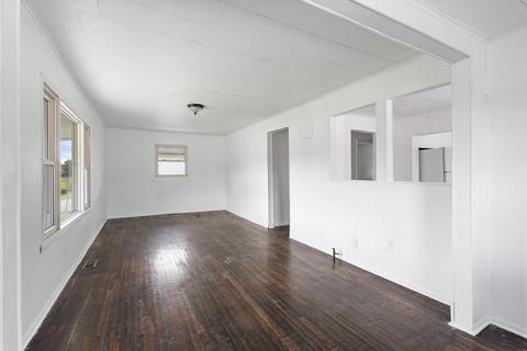 305 Cherry Street Greeneville Tn 37745, Greeneville, TN 37745 photo 2