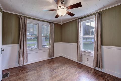 230 4th Street Erwin Tn 37650, Erwin, TN 37650 photo 17