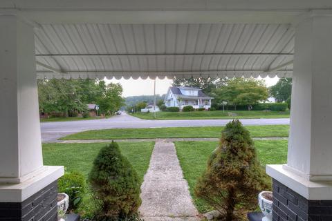 230 4th Street Erwin Tn 37650, Erwin, TN 37650 photo 6