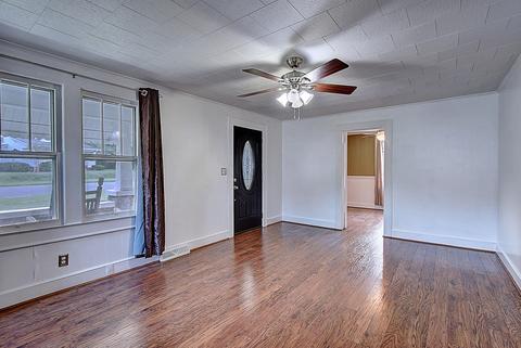 230 4th Street Erwin Tn 37650, Erwin, TN 37650 photo 9