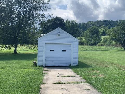 137 Ruby Avenue Elizabethton Tn 37643, Elizabethton, TN 37643 photo 3
