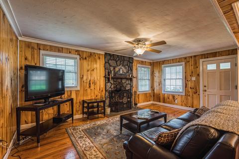 1664 Pineview Drive Bristol Va 24201, Bristol, VA 24201 photo 4