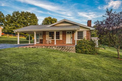 1664 Pineview Drive Bristol Va 24201, Bristol, VA 24201 photo 1