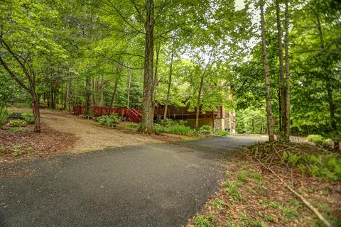 413 Doe Trail Hampton Tn 37658, Hampton, TN 37658 photo 26