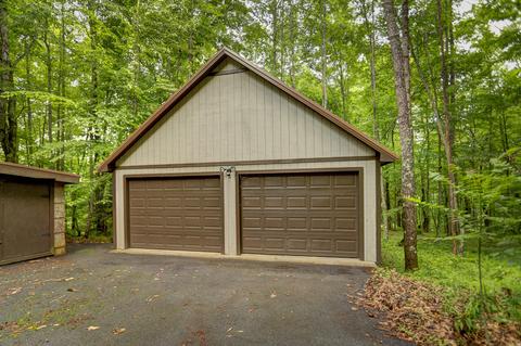 413 Doe Trail Hampton Tn 37658, Hampton, TN 37658 photo 23