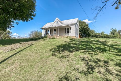 385 Bishop Loop Greeneville Tn 37743, Greeneville, TN 37743 photo 4