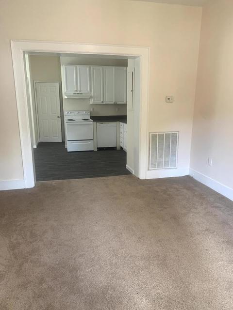 1009 Windsor Avenue, Bristol, TN 37620 photo 4