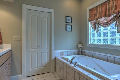 38 Green Tree Circle Bristol Va 24201, Bristol, VA 24201 photo 25