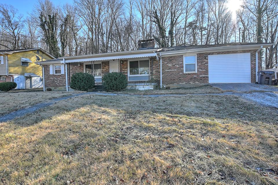 188 Springdale Rd, Bristol, TN 37620 27 Photos MLS 9913655 Movoto