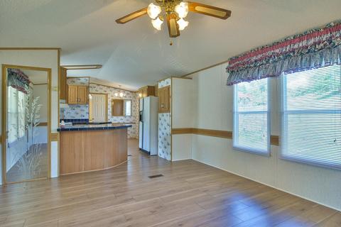 1545 Chimney Top Loop Fall Branch Tn 37656, Fall Branch, TN 37656 photo 38