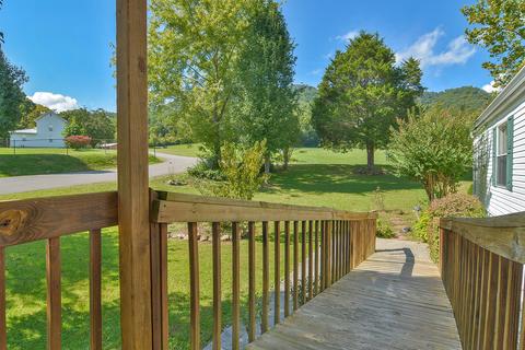 1545 Chimney Top Loop Fall Branch Tn 37656, Fall Branch, TN 37656 photo 16