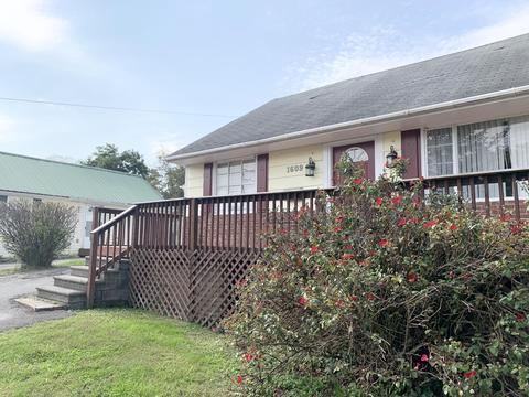 1609 E Fairview Avenue Johnson City Tn 37601, Johnson City, TN 37601 photo 3