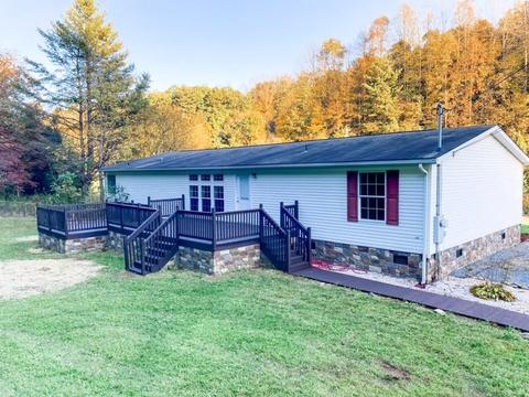 1545 Highway 321 Hampton Tn 37658, Hampton, TN 37658 photo 2