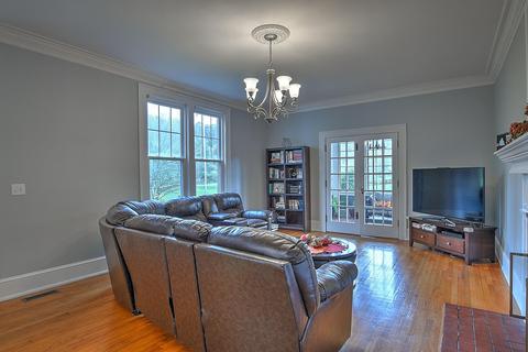 8098 Crescent Road Glade Spring Va 24340, Glade Spring, VA 24340 photo 16