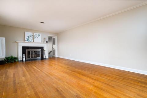 207 Maple Tree Drive Bristol Tn 37620, Bristol, TN 37620 photo 4