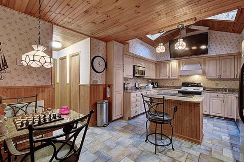 327 Falls Road Hampton Tn 37658, Hampton, TN 37658 photo 9